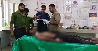 পারিবারিক কলহে দায়ের আঘাতে যুবকের মৃত্যু, আটক বাবা-মা